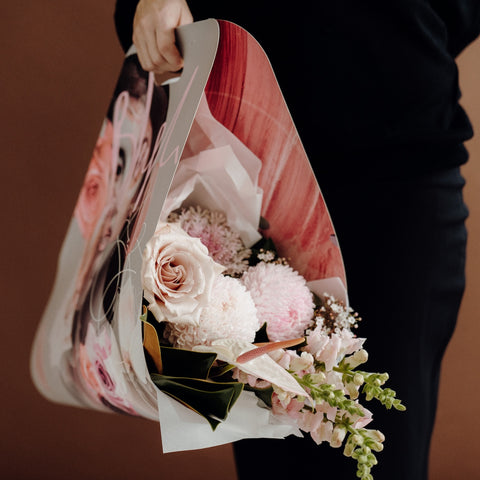 Large Pastel Bouquet in Carrier